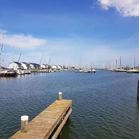 Semesterbostad Wierhooft 21